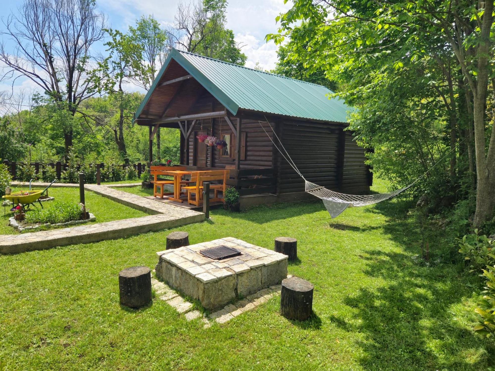 Cabin House Dubovik Τσέτινιε Εξωτερικό φωτογραφία